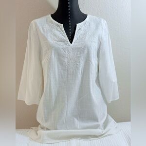 LILLY PULITZER EMBROIDERED WHITE SIZE SMALL TUNIC WOMENS EUC SEE PICS